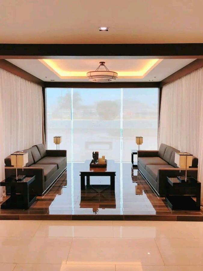 Sabina'S One Bedroom Condo At Shore Tower C マニラ市 エクステリア 写真