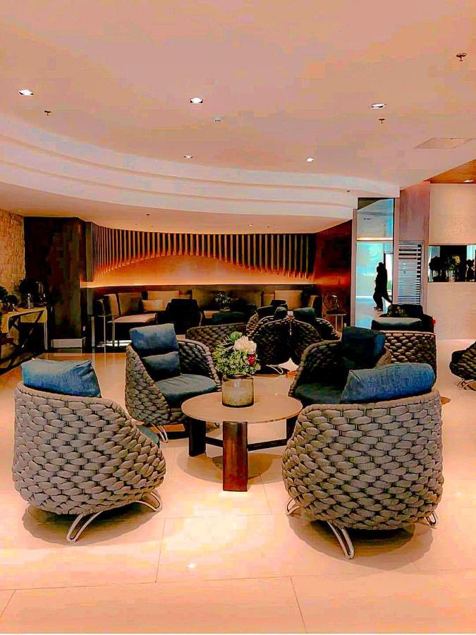 Sabina'S One Bedroom Condo At Shore Tower C マニラ市 エクステリア 写真
