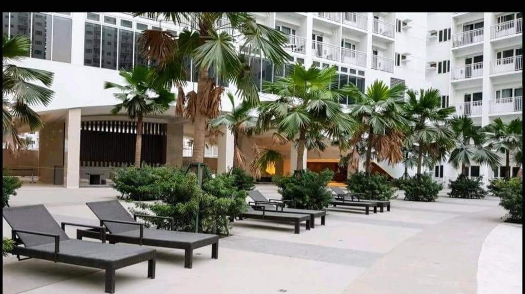 Sabina'S One Bedroom Condo At Shore Tower C マニラ市 エクステリア 写真